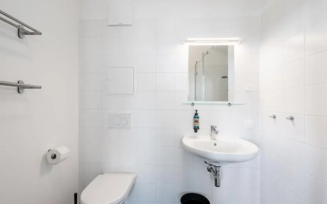 FeelGood Apartments LakeLiving