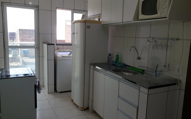 Apt encantador c/ varanda próximo ao aeroporto Jk.