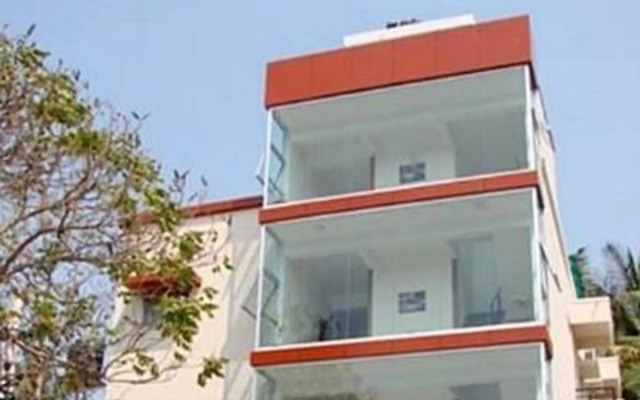 Urban Oasis Compact by OYO Rooms
