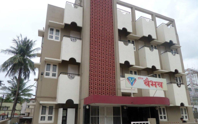 Vaibhav Hotel