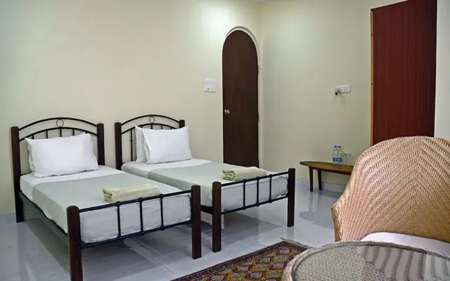 Kokari Guest House B&B