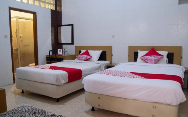 Oyo 497 De Tropis Family Guest House