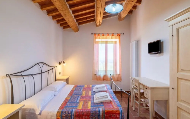 Country House in Cagli With Pool and Views