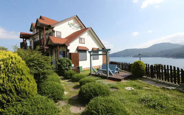 Sinbi Bada Pension