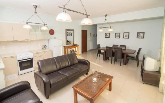 Kalamata Suites Marina