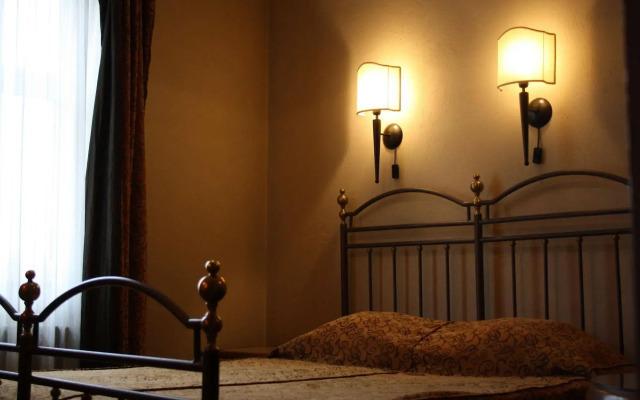 Topaz Boutique Hotel