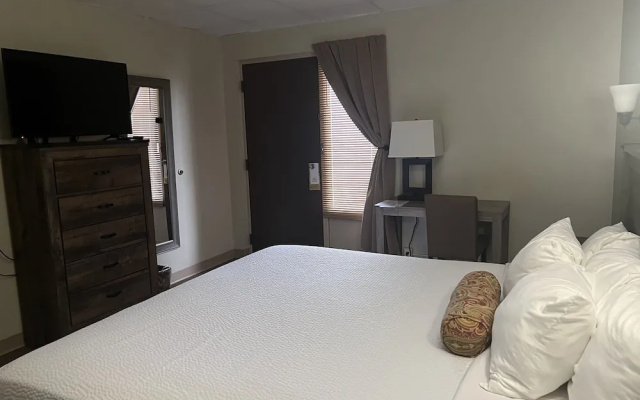 The Stables Inn and Suites