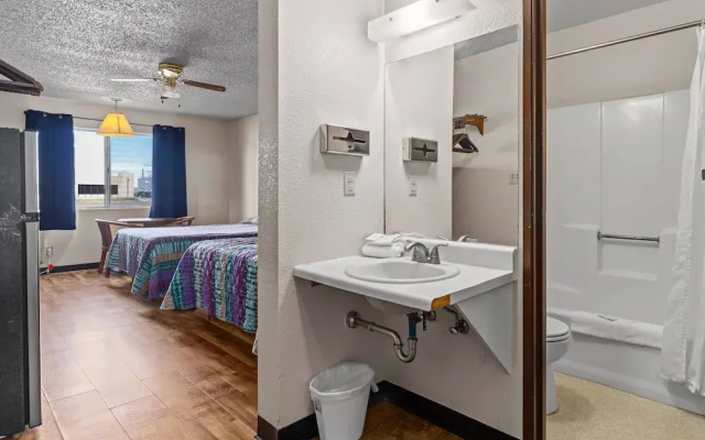 Luxury Inn