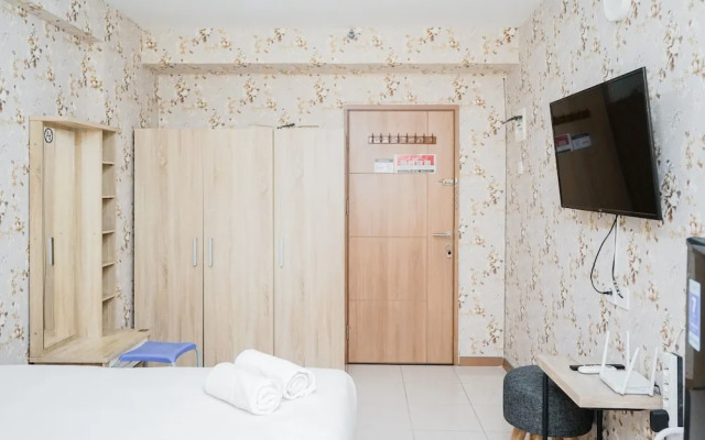 Homey Studio Apartment At Green Palm Residence
