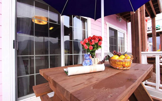Buan Lakeside Pension