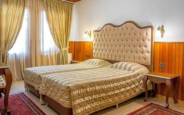 Hotel Apollon