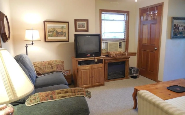 Julian Country Inn