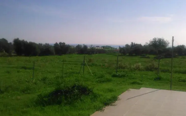 Sea View House in Maroni