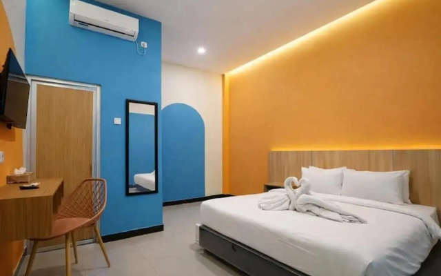 Tripletree Kenaro Hotel
