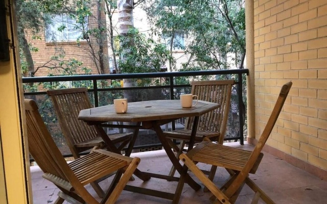 Escape to Strathfield for 8 guests