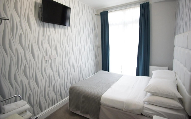 Swinton Hotel