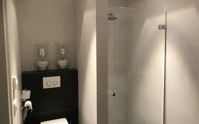 WK12 Suite