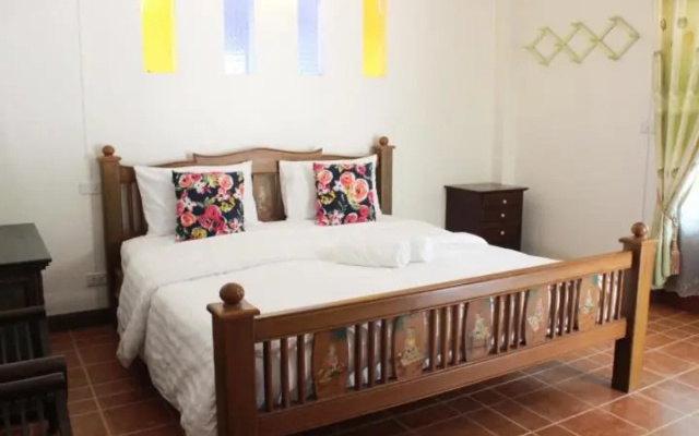 บ้านริมเนิน รีสอร์ท งาว
