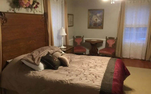 Willard Richards Inn
