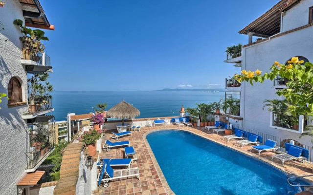 Puerto Vallarta Condo w/ Pool - Walk to La Playa!