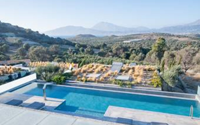 Marnos Grand Villa