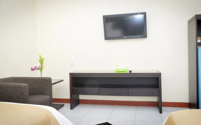 Uni Beach Hotel