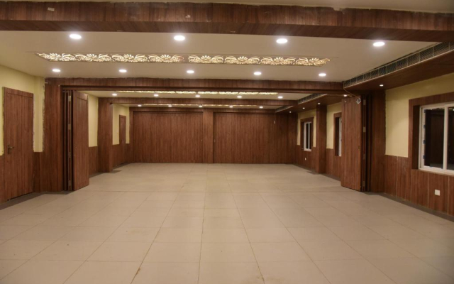 Hotel Guru Estate