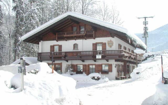 Отель Alpenchalet Bianca вид на фасад