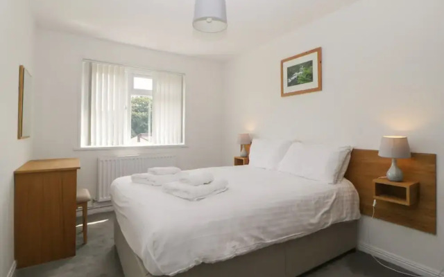 Harcombe House pet Free Bungalow