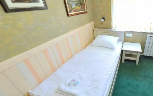 Motel Most