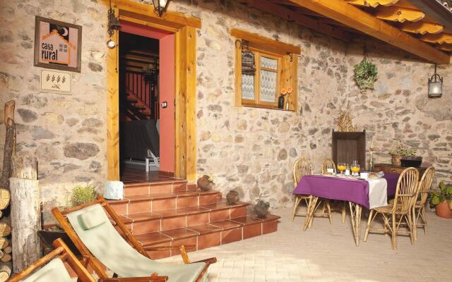 Отель Casa Rural Entre Valles вид на фасад