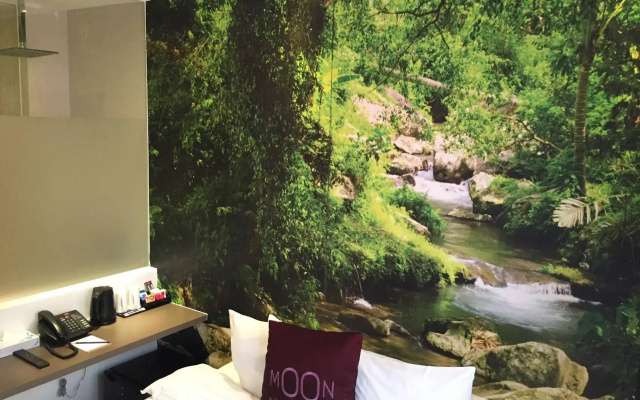 A Hotel Dickson