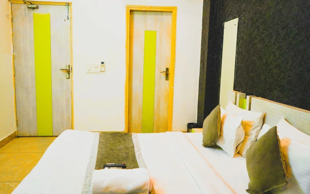Hotel Cladis by Quadis - Sector 15 Noida