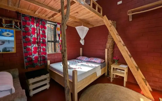 Meleji House