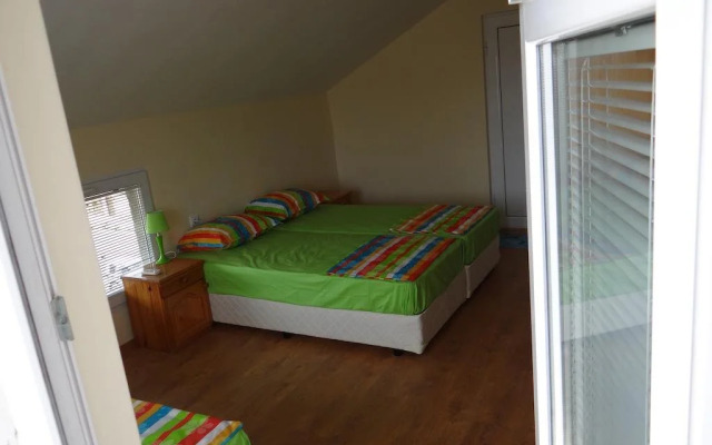 Rosi Guest House