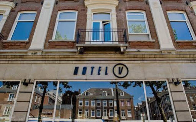 Отель V Lofts вид на фасад