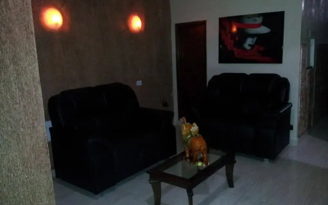 Marinus Hotel