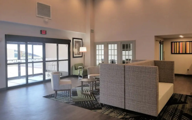Holiday Inn Express Columbia NE - Fort Jackson by IHG