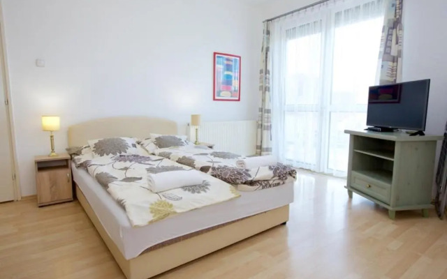 Zoli Apartmanok-Balcony Kölcsey 32