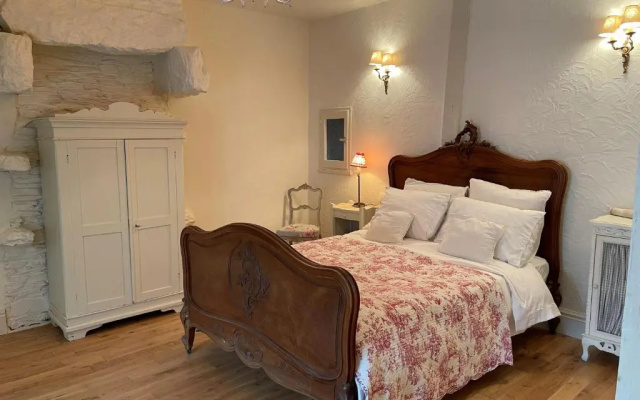 Dinan -La Petite Madeleine - cosy townhouse walking distance from restaurants