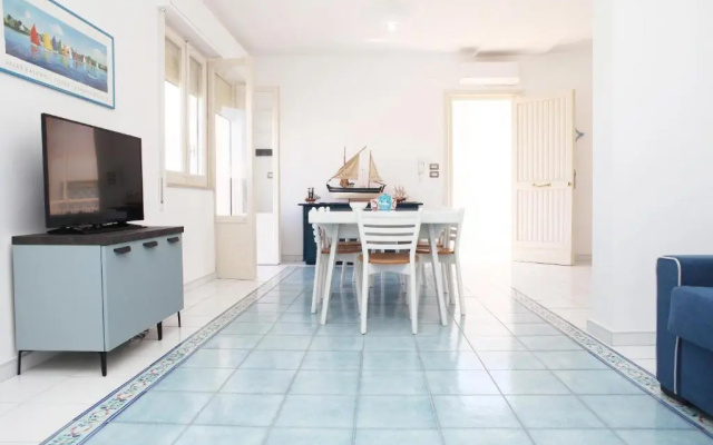 BeachSide Rooms Suites
