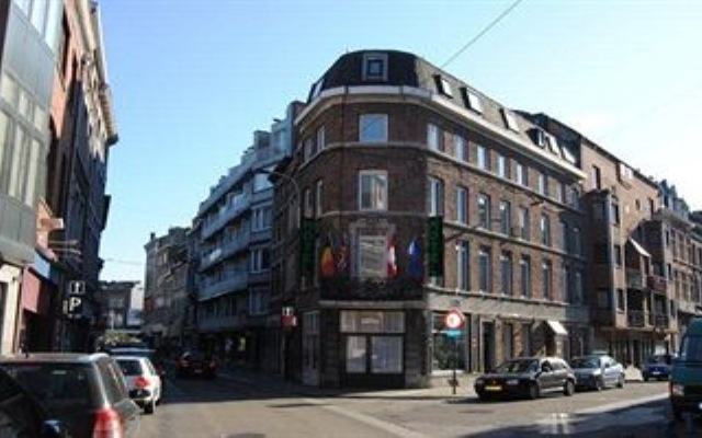 Отель Hôtel Passerelle Liège Льеж вид на фасад