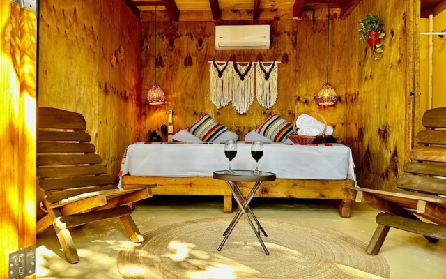 Straw hat suites La punta