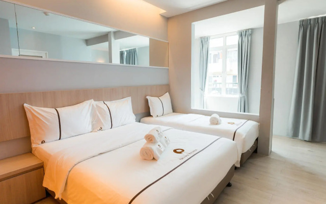OYO 278 Orange Premier Hotel