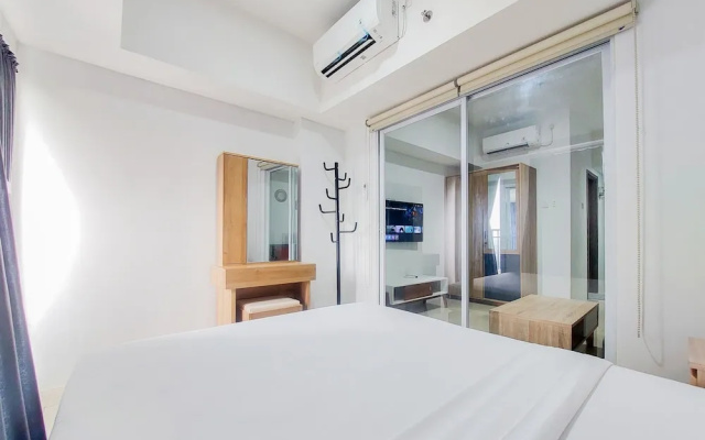 Cozy And Well Furnished 1Br At Tamansari Bintaro Mansion Apartment