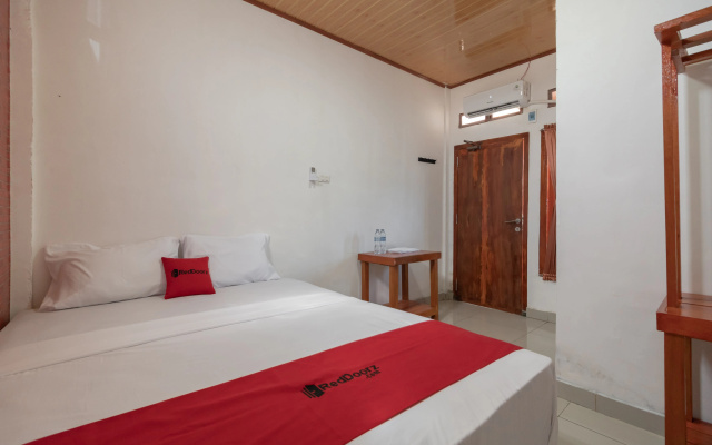 RedDoorz Syariah Near Jakabaring Sport City Palembang