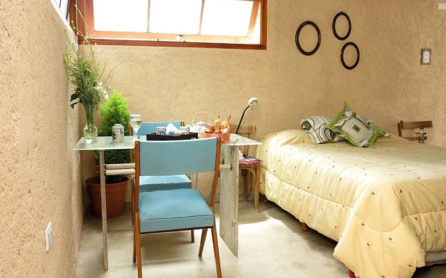 Paloma Suite & Guest House