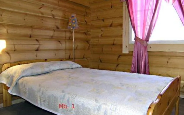 Holiday Home Puolukkahuvila