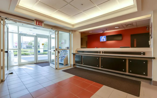Motel 6 Mississauga, ON - Toronto