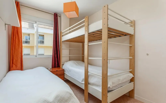 Gorgeous 2-bed Apartment Near the Beach
